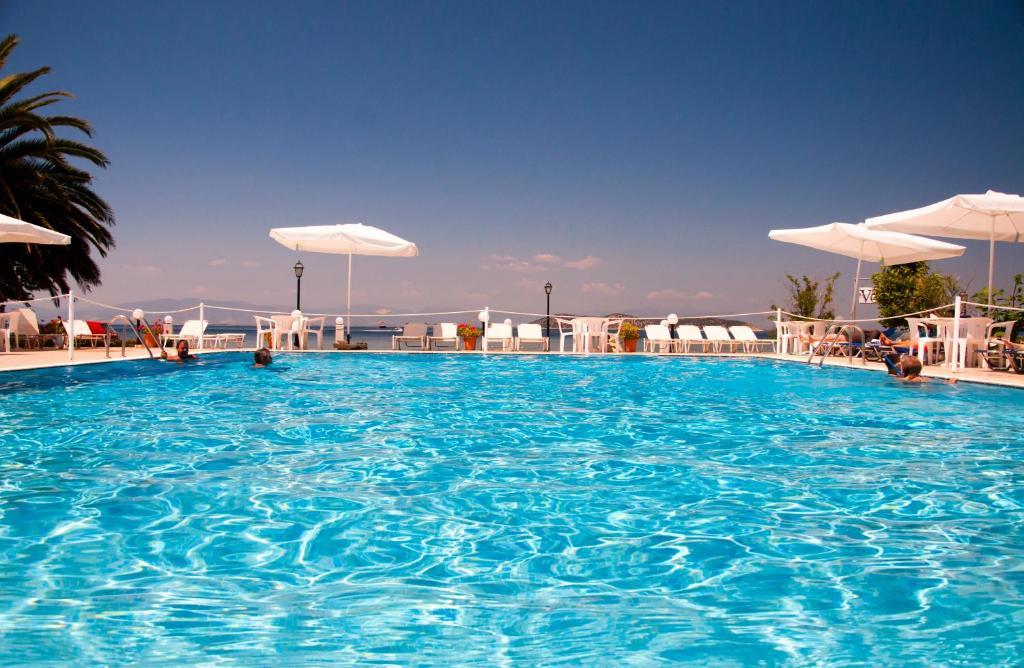 Vournelis Hotel Limenas  Exterior photo